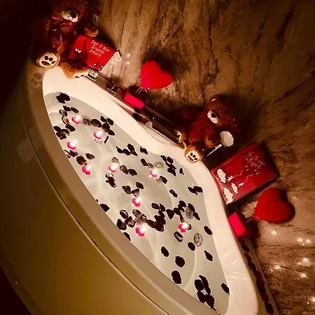 Don Gil Chic בית הארחה פולינאנו א מארה