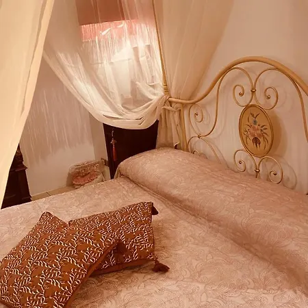 Πανσιόν Don Gil Chic 4*